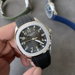 Patek Philippe Aquanaut 1:1 Super Clone Watch with 18k Gold Rotor 1086287507 - front view | Aquanaut