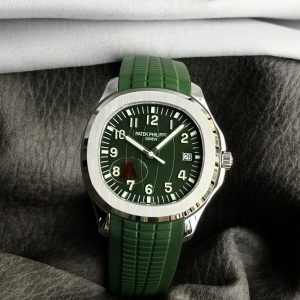 Patek Philippe AQUANAUT Super Clone Watch | Premium 1:1 Replica 1037684127 - front view