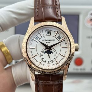 Patek Philippe Nautilus 5205G Super Clone Watch | Luxury Replica 1144694957 - front view | Nautilus