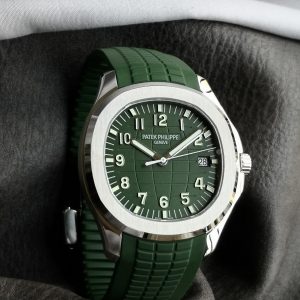 Patek Philippe AQUANAUT Super Clone Watch | Premium 1:1 Replica 1037684127 - side view
