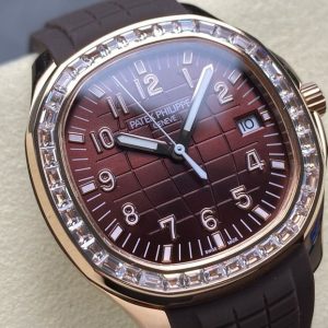 Patek Philippe Aquanaut Super Clone Watch | Luxury Cash on Delivery 1096643702 - side view