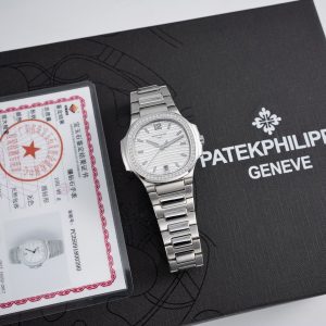 Patek Philippe Nautilus 35mm Ladies' Super Clone Watch with Diamonds 1132010533 - side view | Nautilus