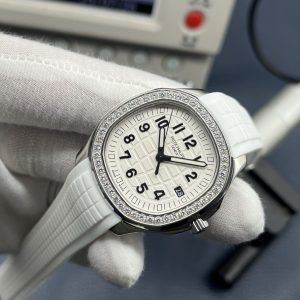 Premium Patek Philippe AQUANAUT Super Clone Watch | Cash on Delivery 1138068934 - interior view