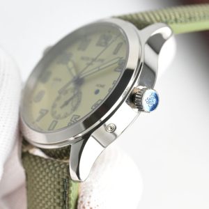 Premium Patek Philippe Aquanaut 5524G Super Clone & Luxury Replica Watch 1132587247 - top view | Aquanaut