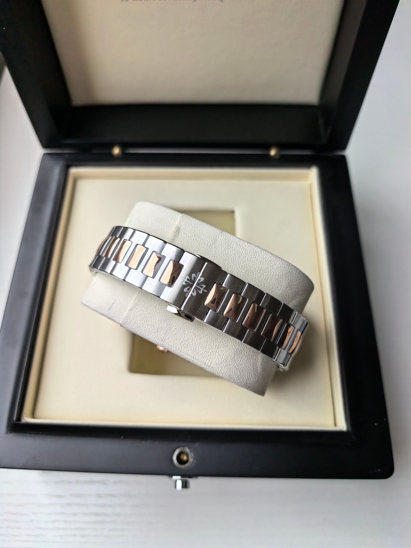 8-335.jpg Patek Philippe Cubitus 5821 1:1 Super Clone Watch with Full Kit 1142336707 - front view | Cubitus